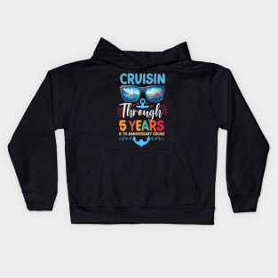 Cruisin Through 5 Years 5th Wedding Anniversary Cruise Trip Kids Hoodie